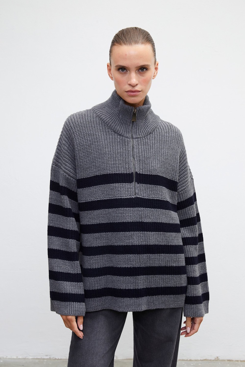 VATKALI Half turtleneck zip sweater gray