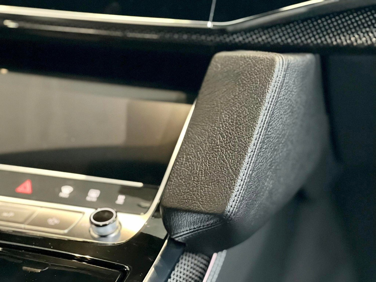 Držák telefonu Kuda Audi Q7 od 2019/Q8 od2018