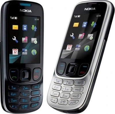 Mobilní telefon Nokia 6303 Classic 16 Mb 17 Mb stříbrný