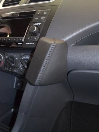 Konzole Kuda na telefon pro Suzuki Swift od 2011