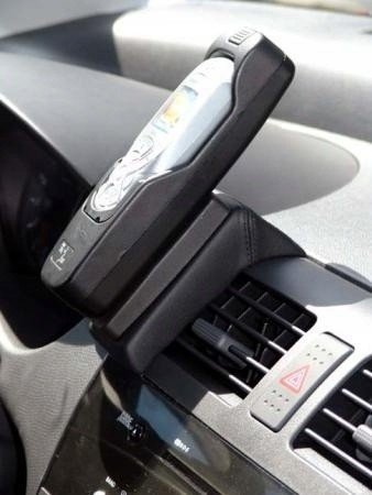 Konzole Kuda pro telefon Suzuki Swift od 2005