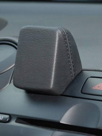 Konzole Kuda na telefon navi pro Mazda 2 od 2007