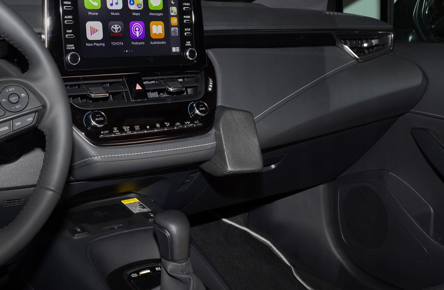 Konzole Kuda na telefon pro Toyota Corolla od 2019