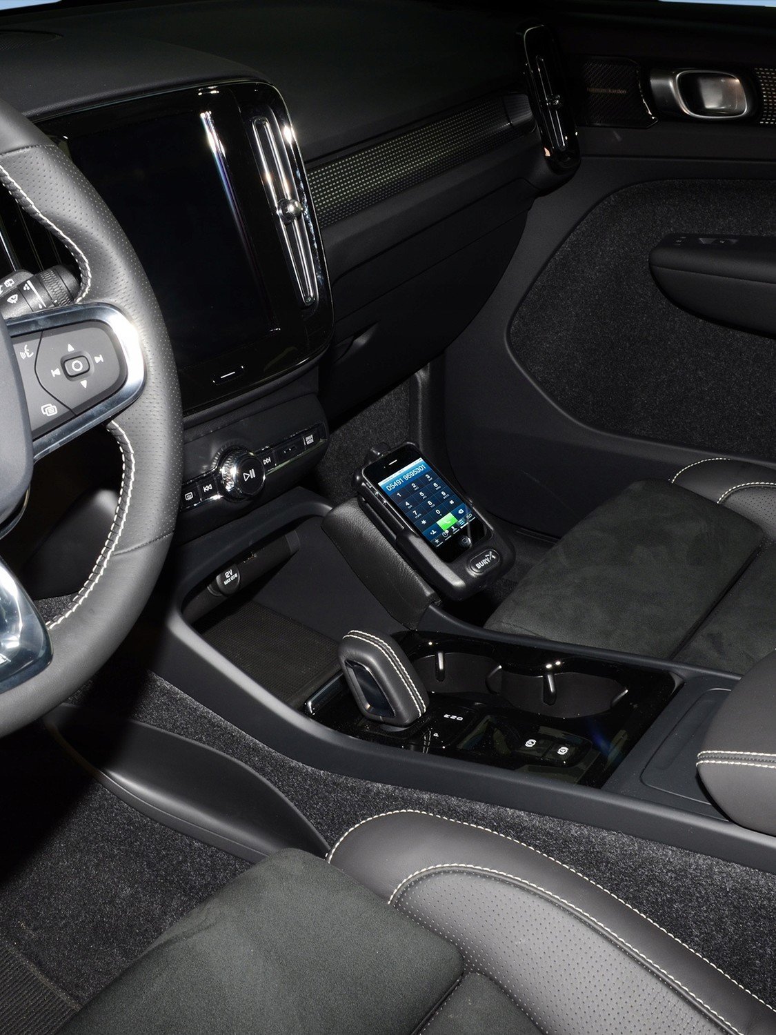 Konzole Kuda na telefon pro Volvo XC40 od 07/2018