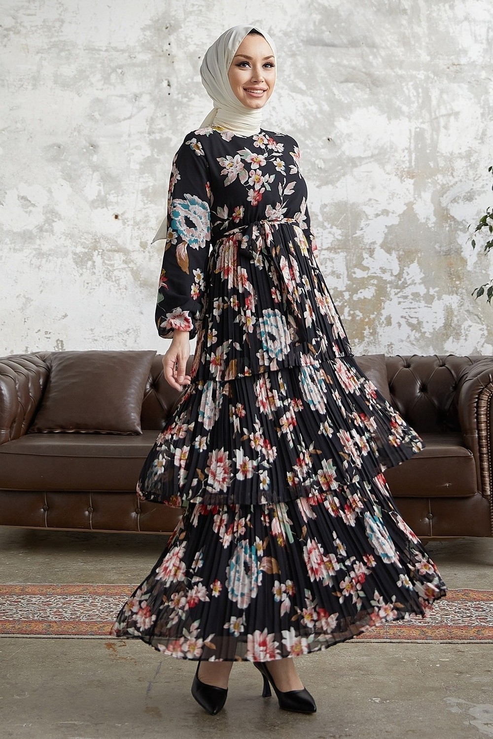 InStyle Alves Floral Belted Waist Pleated Hijab Dress - Black