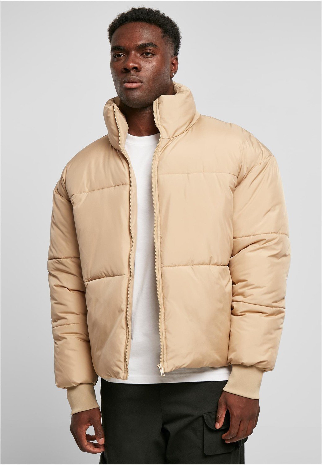 Short Big Puffer Jacket unionbeige