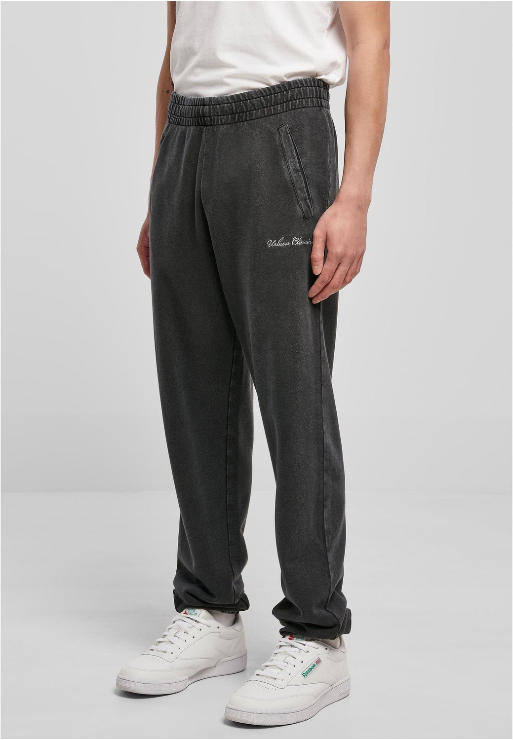 Small Embroidery Sweatpants black