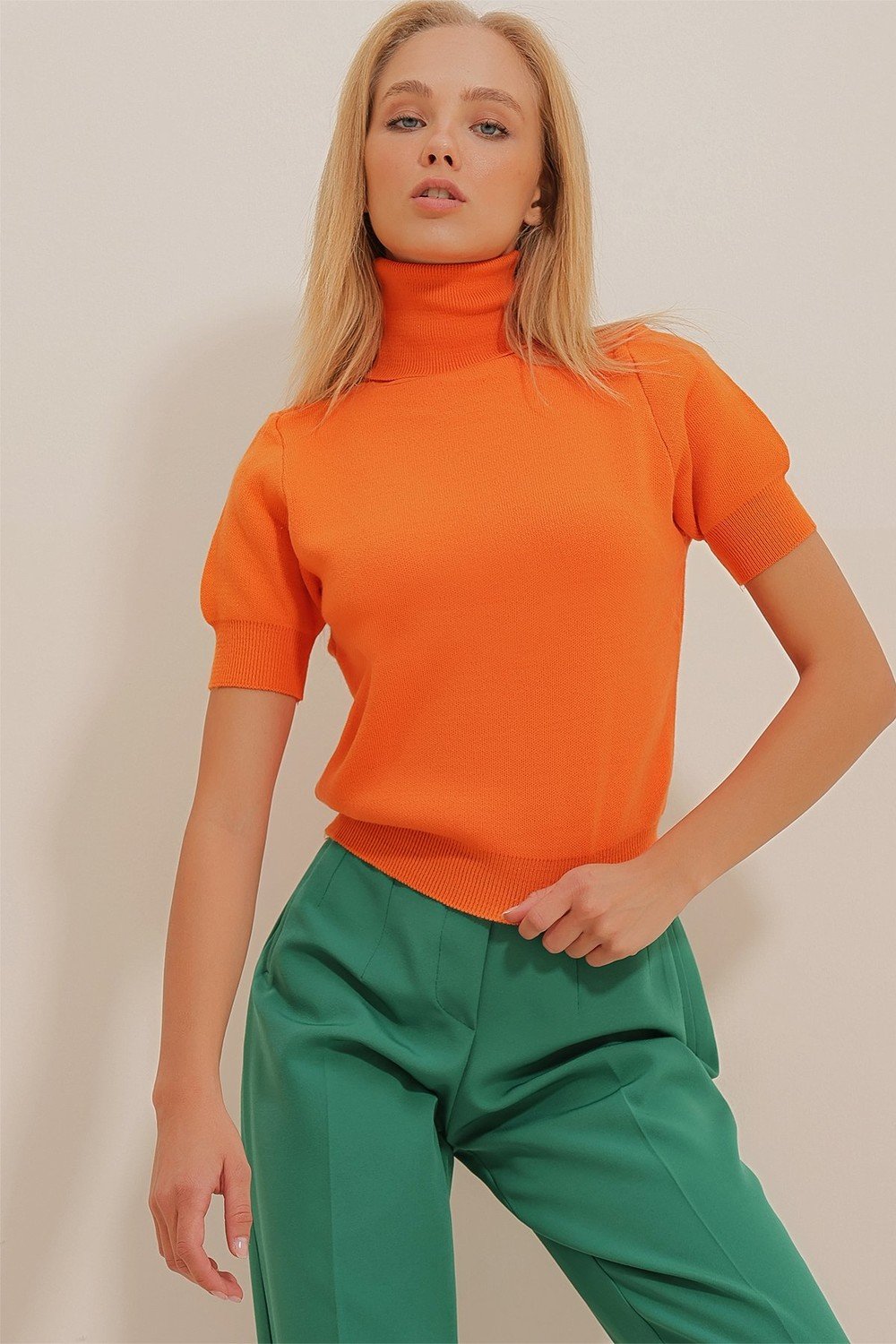 Trend Alaçatı Stili Women's Orange Turtleneck Short Sleeve Basic Knitwear Sweater