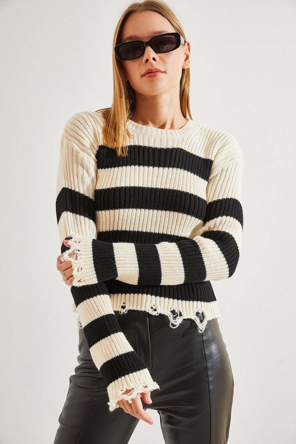 Bianco Lucci Women's Striped Sweater