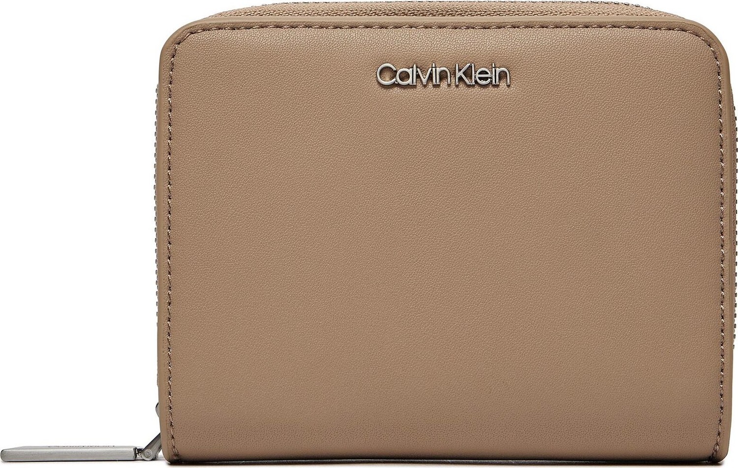 Malá dámská peněženka Calvin Klein Ck Must Z/A Wallet W/Flap Md K60K607432 Silver Mink PFA