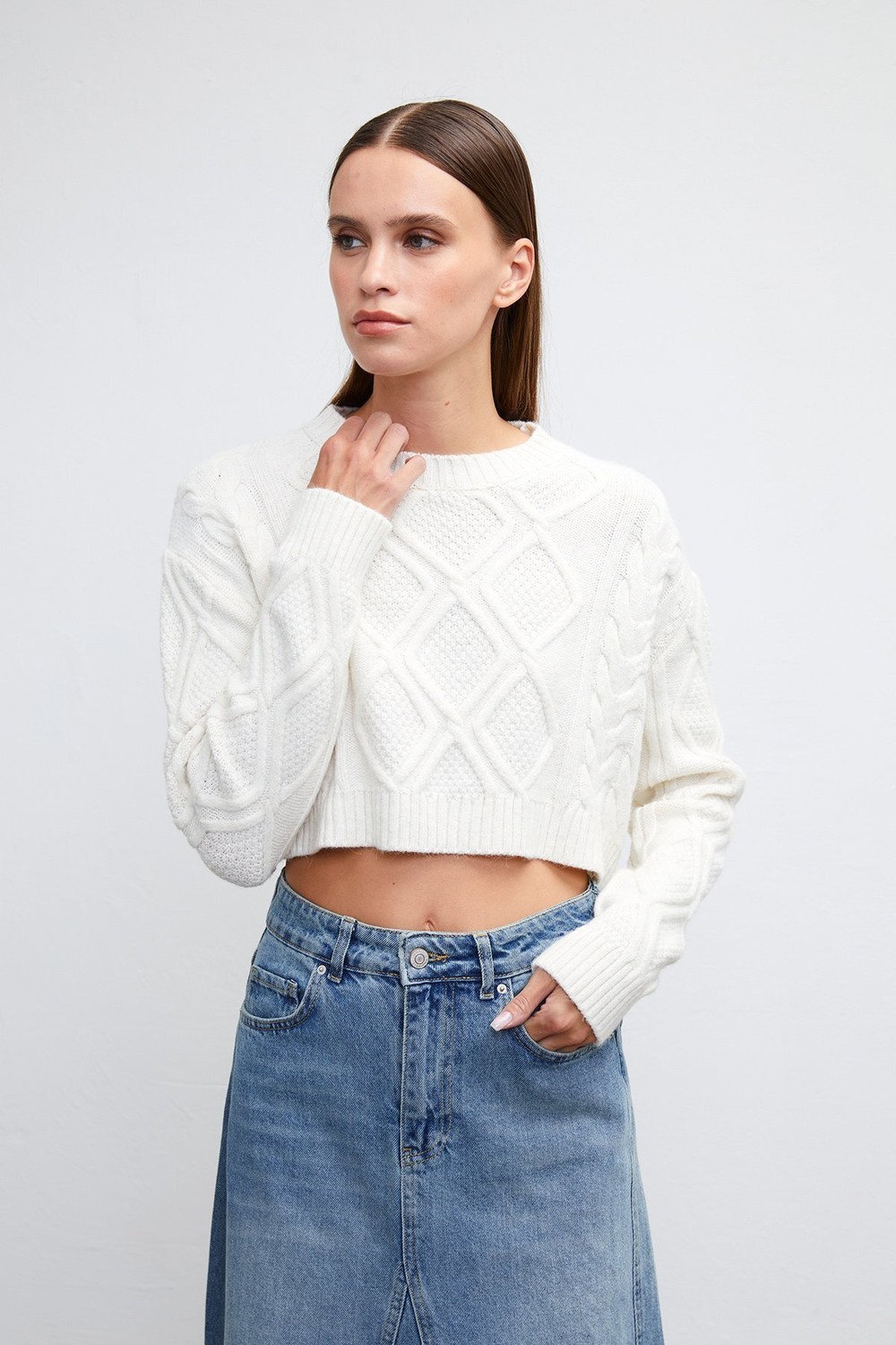 VATKALI Knit pattern crop sweater
