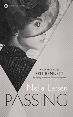 Passing (Larsen Nella)(Mass Market Paperbound)