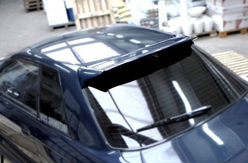 Maxtondesign Střešní křídlo NISSAN SKYLINE R32 GTR, GTS