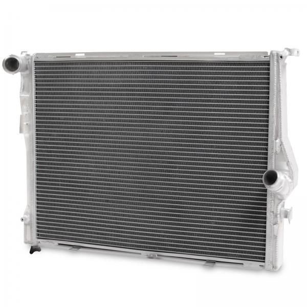 Hlinikový závodní chladič Jap Parts BMW E90 / E92 / E93 3-Series M3 4.0 V8 (07-13)