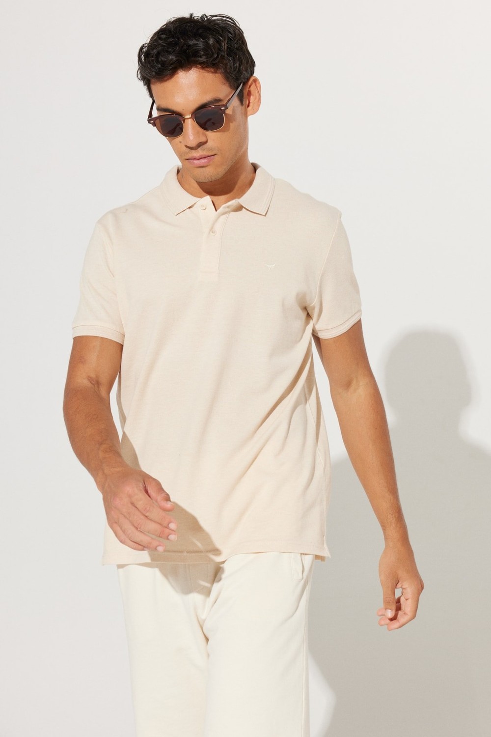 ALTINYILDIZ CLASSICS Men's Beige-Ecru Slim Fit Slim Fit Polo Neck 100% Cotton Short Sleeved T-Shirt.