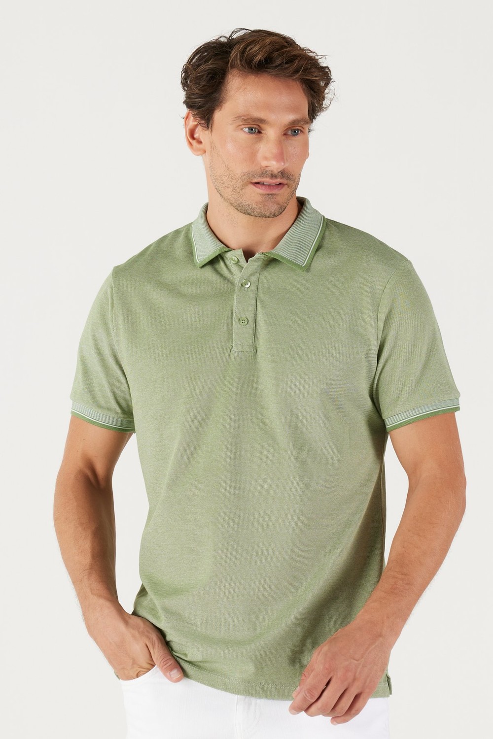 AC&Co / Altınyıldız Classics Men's Anti-shrink Cotton Fabric Slim Fit Slim Fit Green Roll-Up Polo Neck T-Shirt.