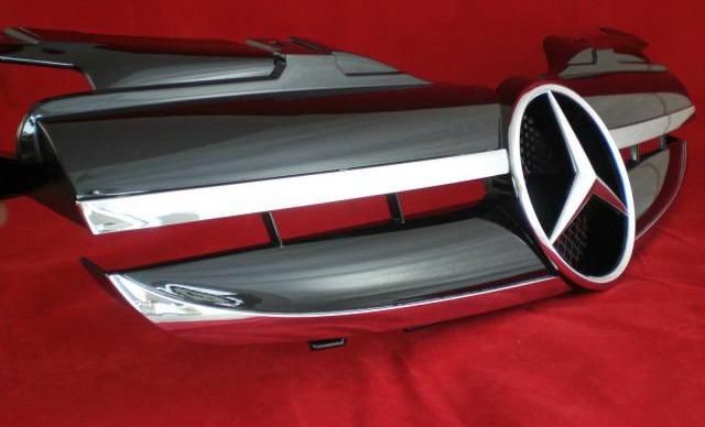 Maronad Sportovní maska Mercedes SLK R170, černá-chrom