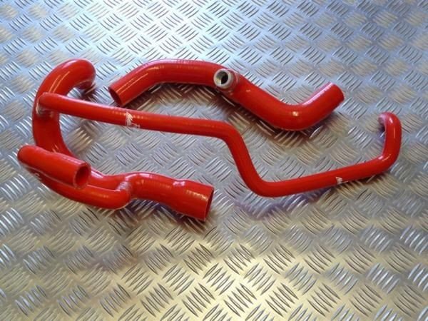 Silikonové hadice Roose Motosport Ford Escort Mk4 (86-92) swap motoru Zetec Silver Top + chladič RST - vedení vody