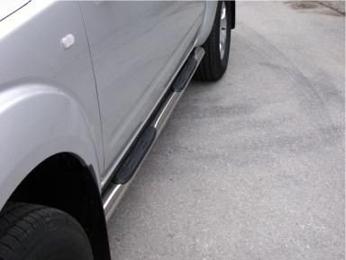 Misutonida Nerez boční nášlapy se stupátky NISSAN Pick Up Navara D.C.05-10