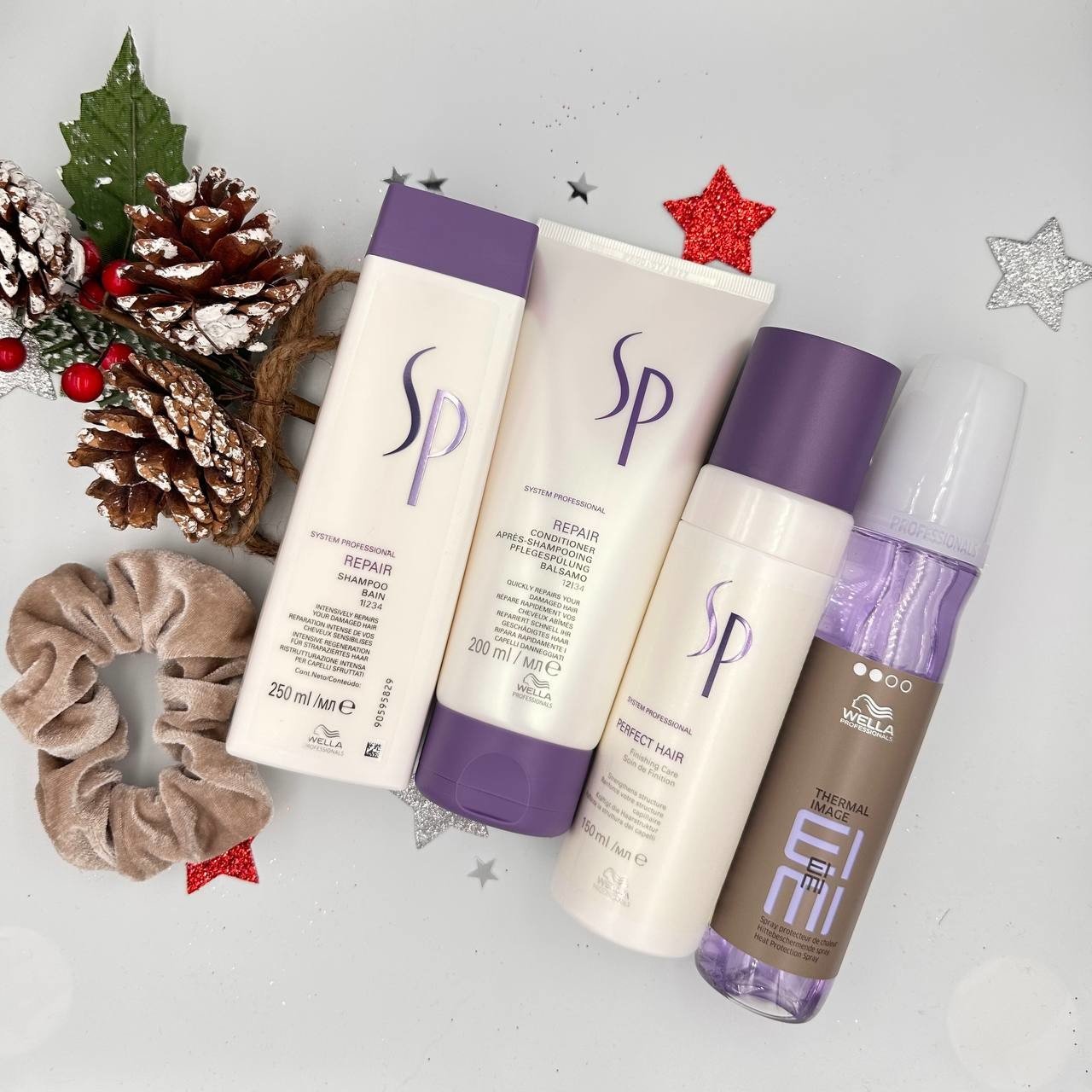 WELLA PROFESSIONALS Vánoční dárkové balení Wella Professionals péče pro poškozené vlasy + sprej pro tepelnou úpravu