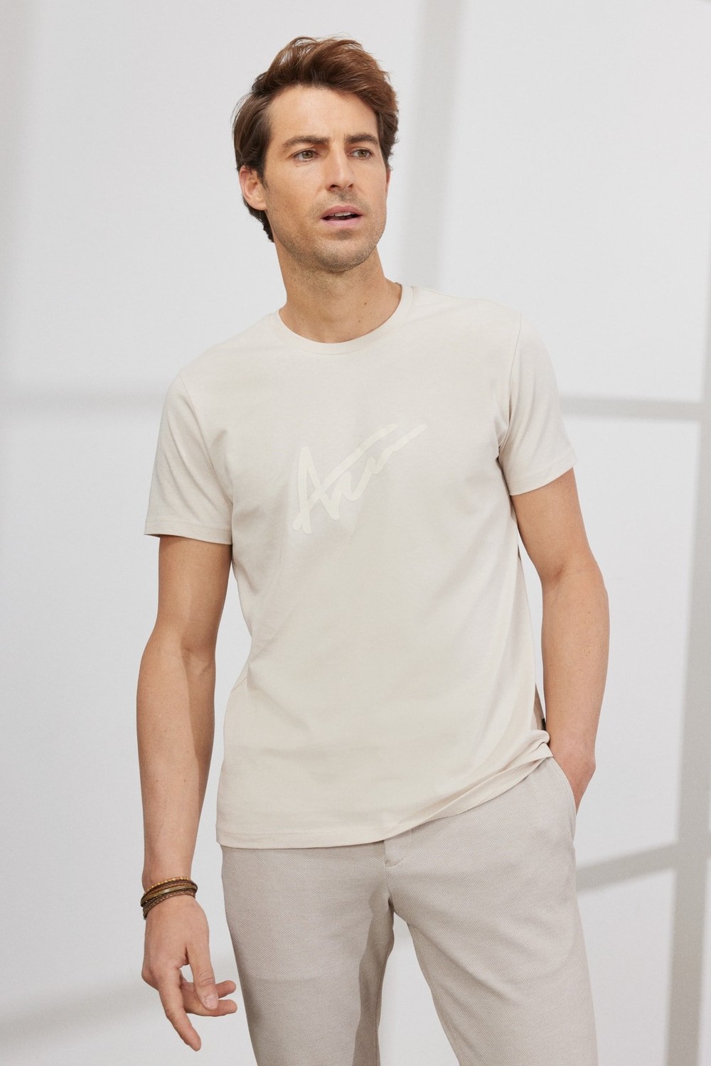 AC&Co / Altınyıldız Classics Men's Beige Slim Fit Slim Fit Crew Neck 100% Cotton Printed T-Shirt.