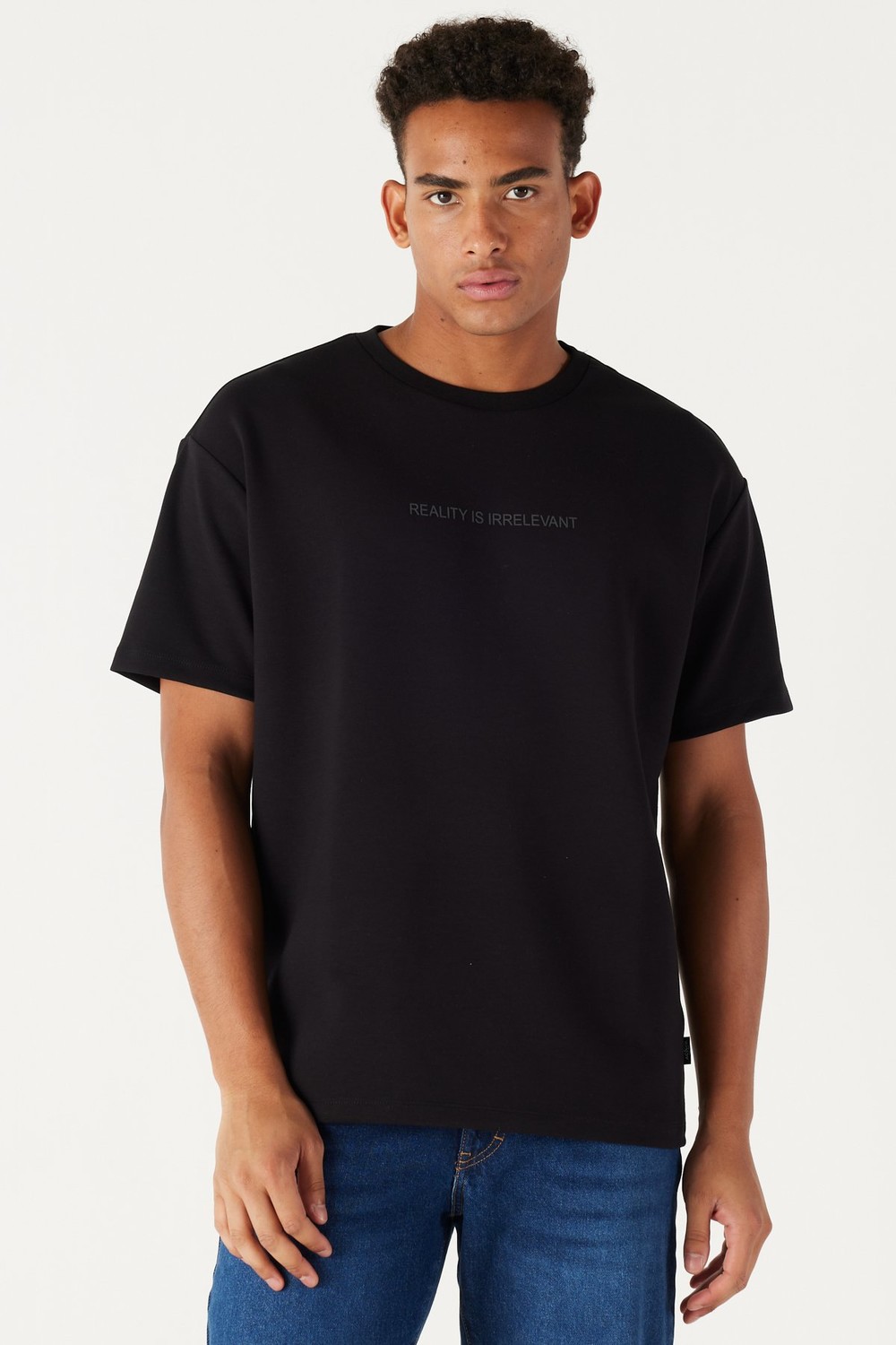 AC&Co / Altınyıldız Classics Men's Black Boxy Fit Crew Neck Short Sleeve Sweatshirt.