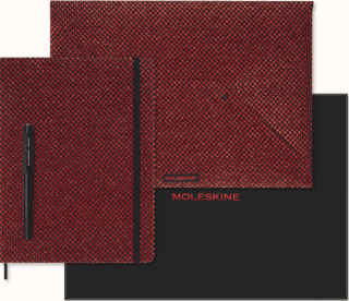 Moleskine Shine Sběratelská sada červená - zápisník XL, obálka A4 a plnící pero Kaweco
