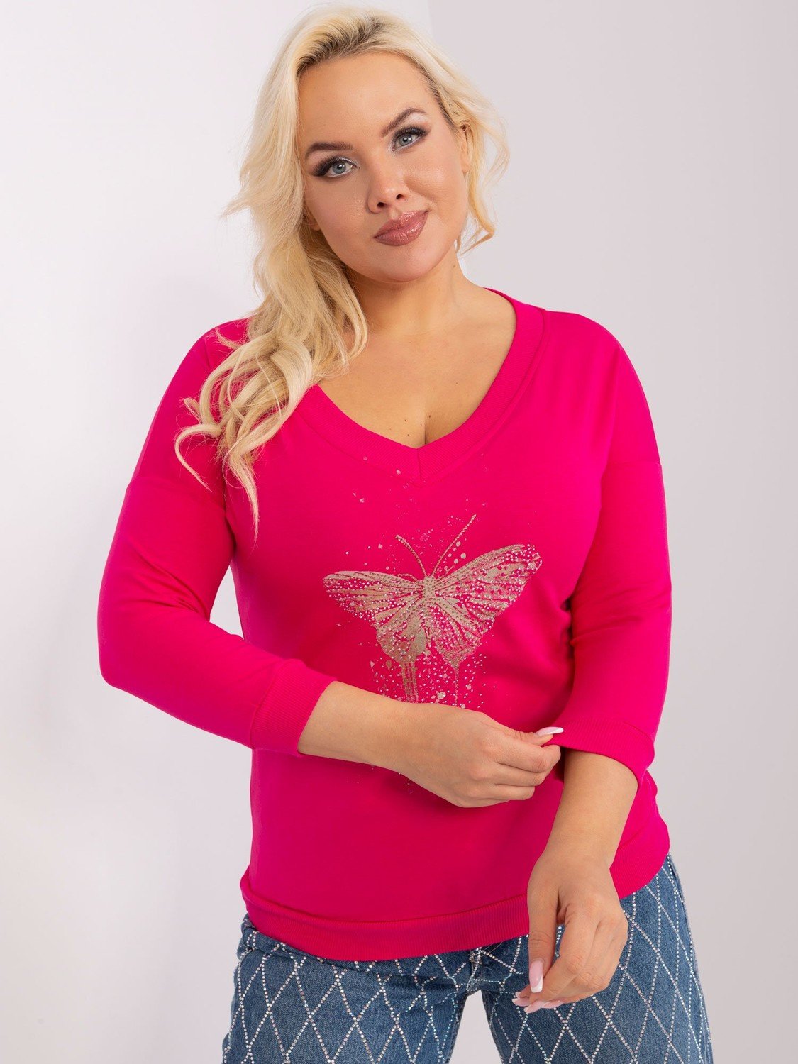 Fuchsiová halenka plus velikosti s výstřihem