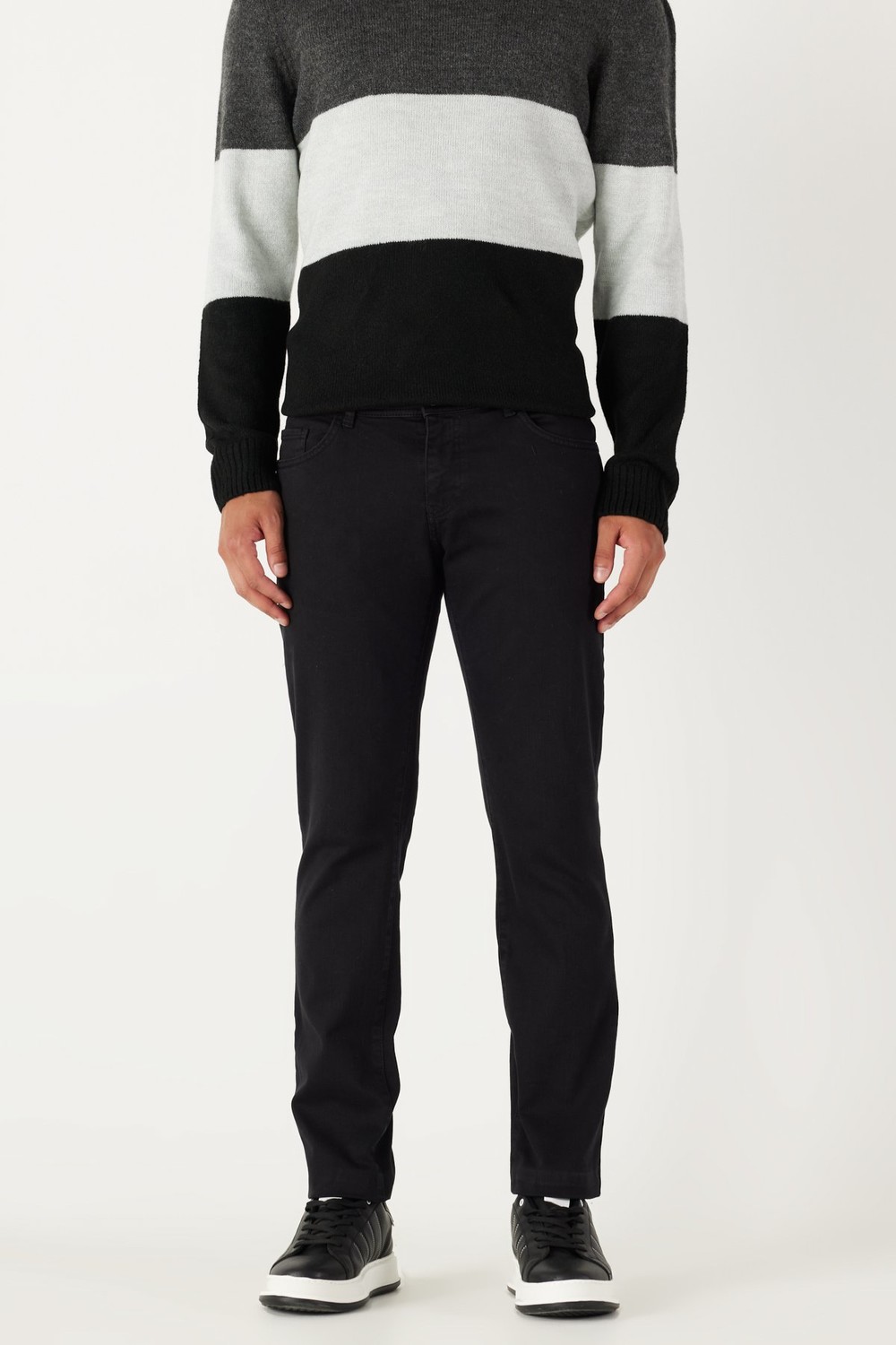 ALTINYILDIZ CLASSICS Men's Black 360-Degree Stretch Stretch in All Directions, Slim Fit Slim Fit Cotton Comfort Trousers.