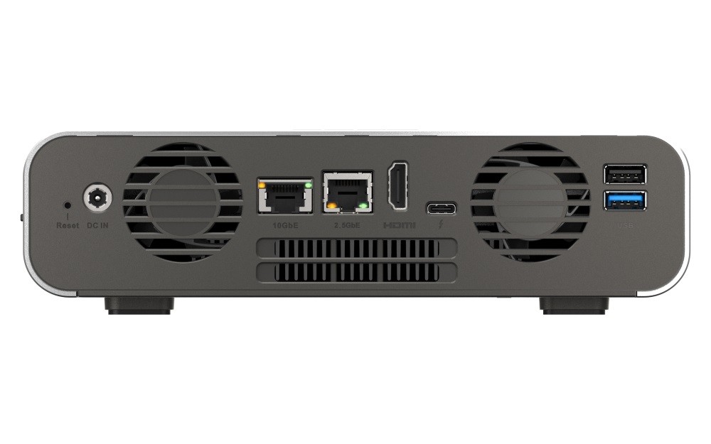 QNAP TBS-h574TX-i3-12G (8core, 12GB RAM, 5x E1.S/M.2 slot, 1x 2,5GbE, 1x 10GbE, 2x Thunderbolt 4)