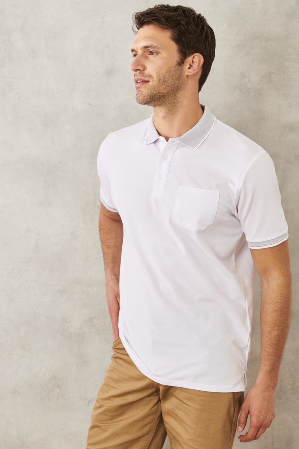 ALTINYILDIZ CLASSICS Men's Non-shrinking Cotton Fabric Regular Fit Wide Cut White Anti-roll Polo Collar with Pockets T-Shirt.