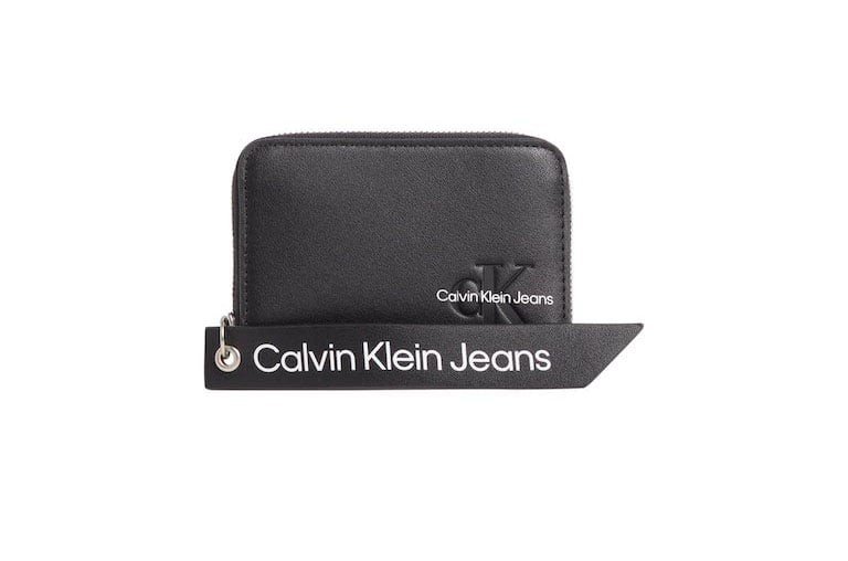 Calvin Klein Jeans Woman's Wallet 8720107626676