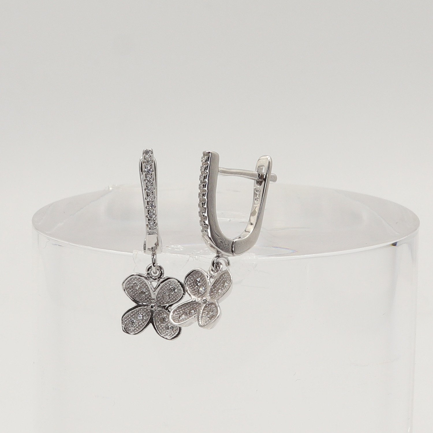 Stříbrné náušnice 104819