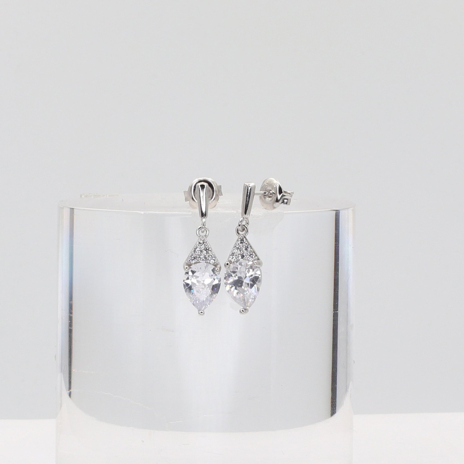 Stříbrné náušnice 104835