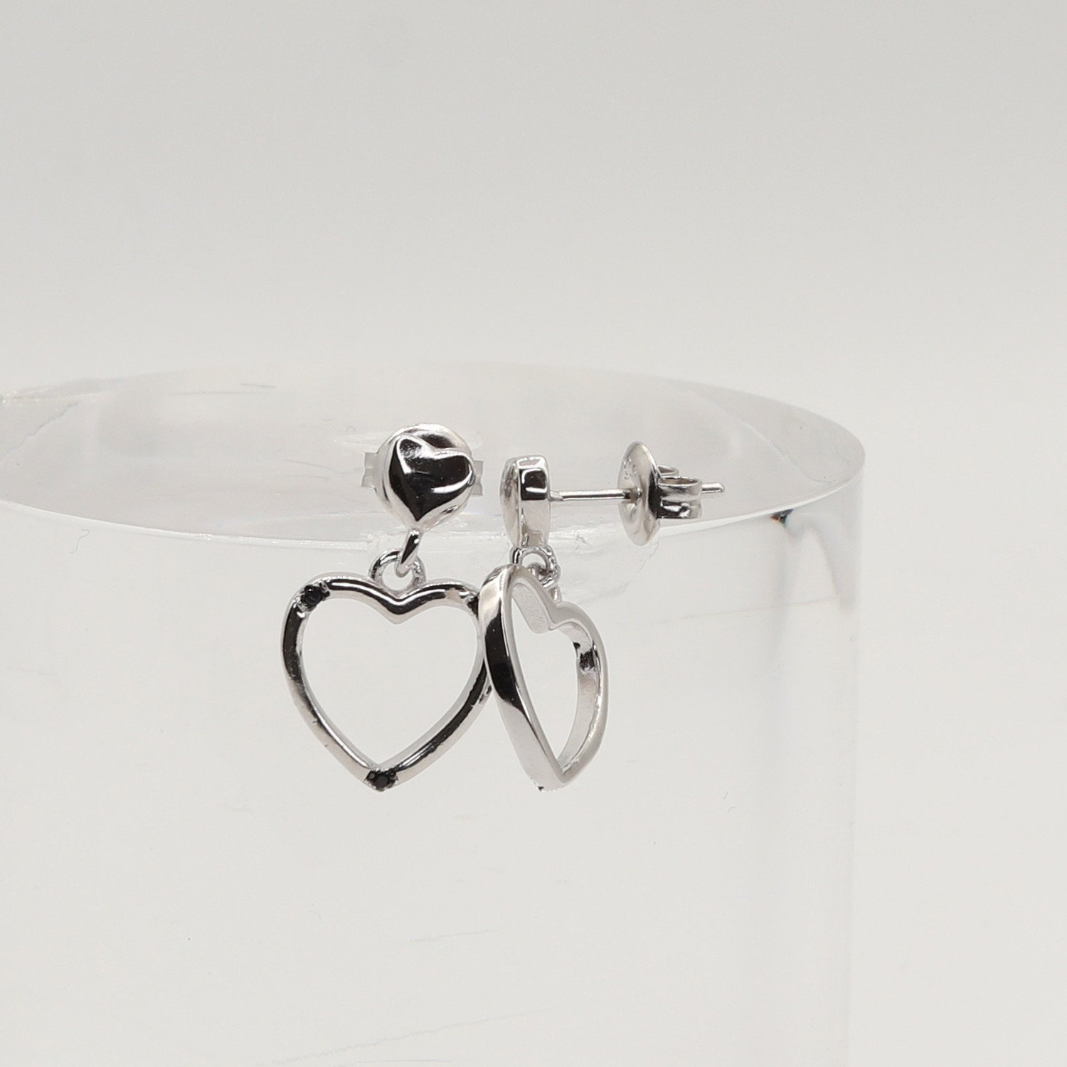 Stříbrné náušnice 104817