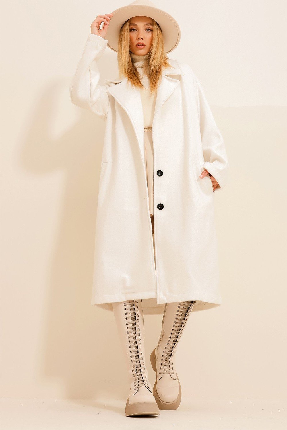 Trend Alaçatı Stili Women Ecru Cachet Unlined Long Coat