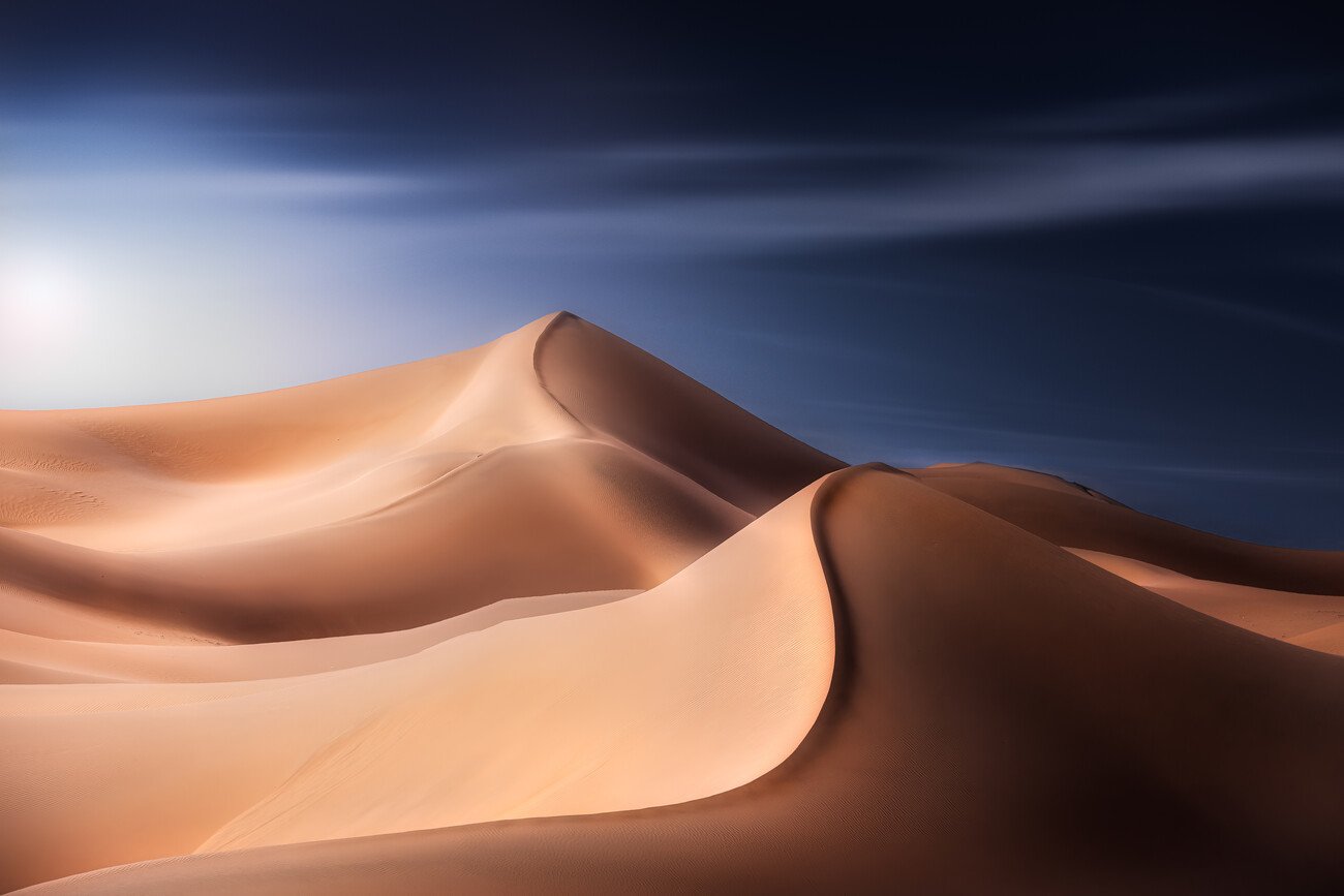 Yuan Cui Umělecká fotografie Desert twin peaks, Yuan Cui, (40 x 26.7 cm)