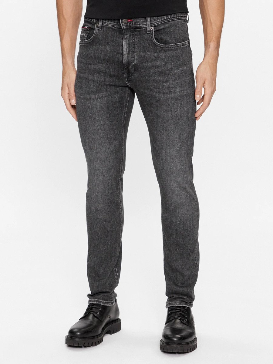 Tommy Hilfiger pánské černé džíny - 30/30 (1B3)