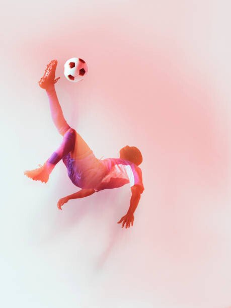 Henrik Sorensen Umělecká fotografie football player hanging in air, kicking, Henrik Sorensen, (30 x 40 cm)