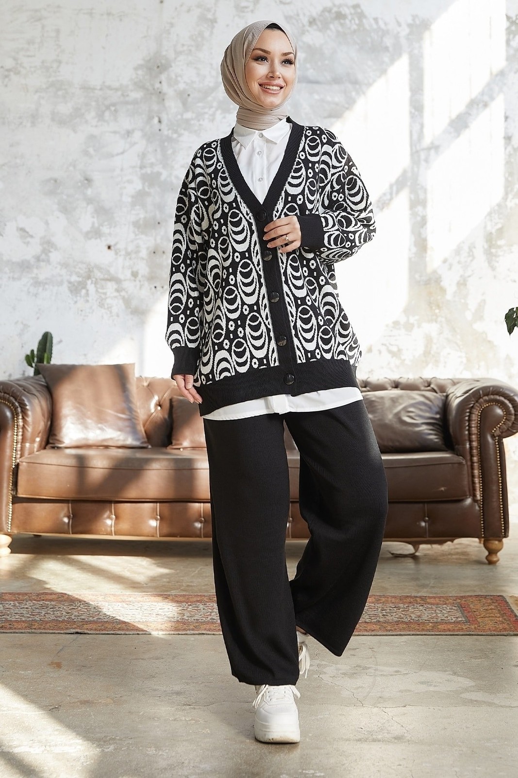 InStyle Amira Patterned Knitwear Double Suit - Black