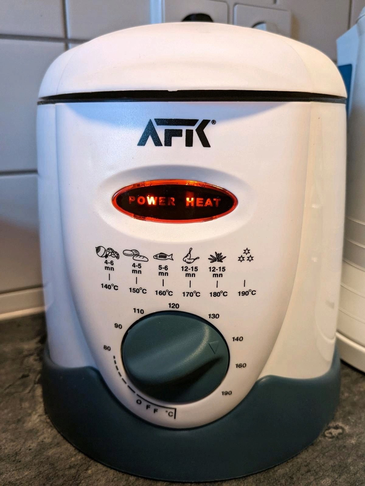 Tradiční fritéza Afk MFT-901.1 800 W