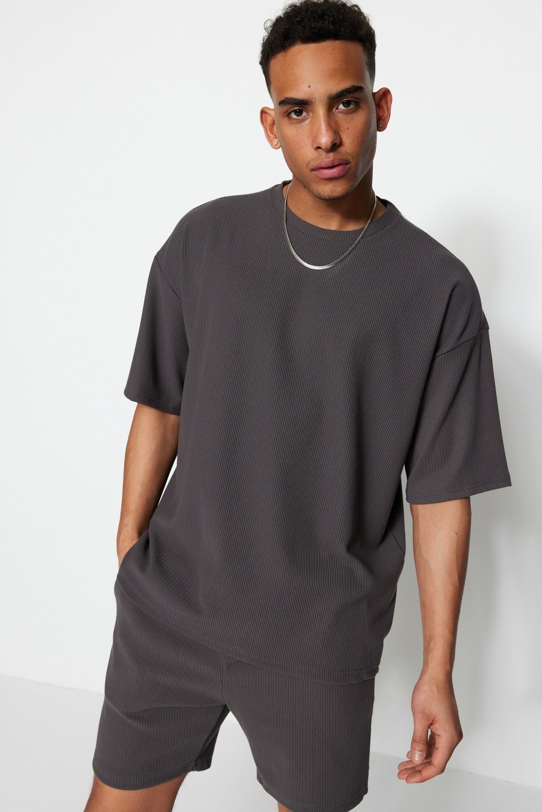 Trendyol Limited Edition Smoked Men's Oversize Crew Neck Short Sleeve Textured Ottoman T-Shirt