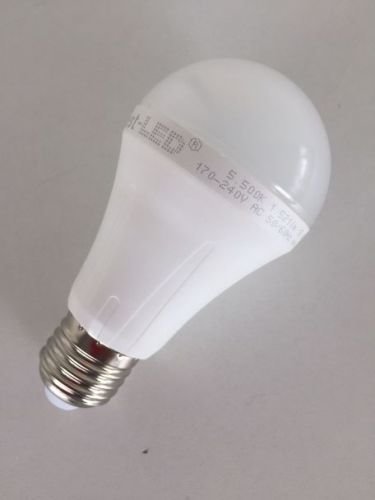 Best-Led E27 15W stud.bílá BA60-15-C