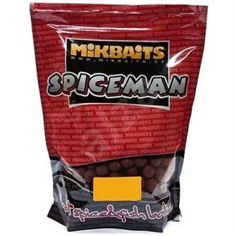 Mikbaits Boilies Spiceman Pikantní Švestka - 16mm/1kg
