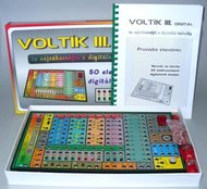 Voltík III. společenská hra na baterie v krabici 40x24,5x4,5cm