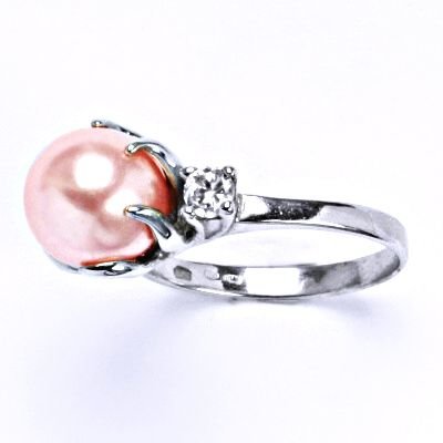 ČIŠTÍN s.r.o Stříbrný prsten s umělou růžovou perlou, T 1190 13819