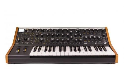 Moog Subsequent 37 Standard