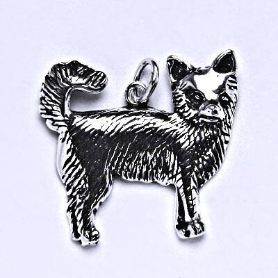 ČIŠTÍN s.r.o Stříbrný přívěšek pes-čivava s patinou, stříbrný přívěšek ve tvaru čivavy P 144 3906