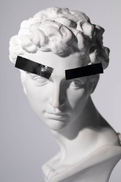 Yifei Fang Umělecká fotografie Head sculpture with tape over eyebrows, Yifei Fang, (26.7 x 40 cm)