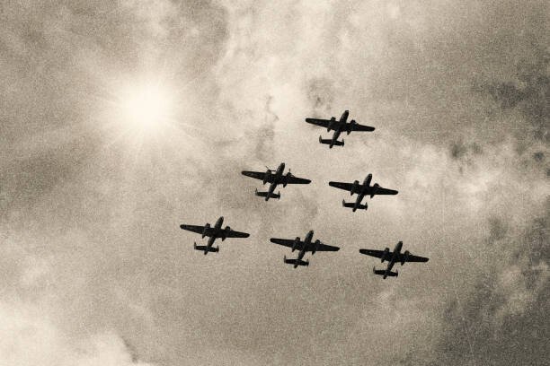 GeorgePeters Umělecká fotografie WW2 Mitchell B-25 Medium Bombers flying, GeorgePeters, (40 x 26.7 cm)